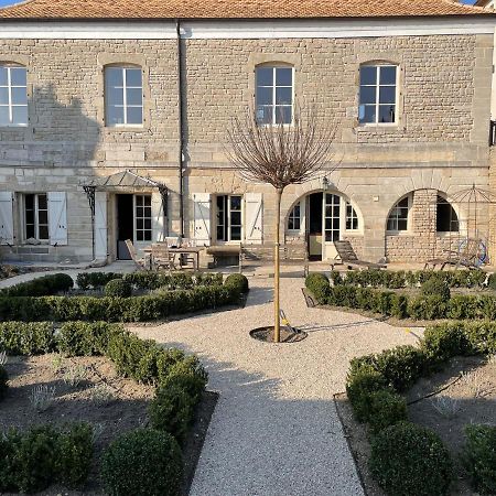 Bed and Breakfast L'Orangerie Нефшато Екстер'єр фото