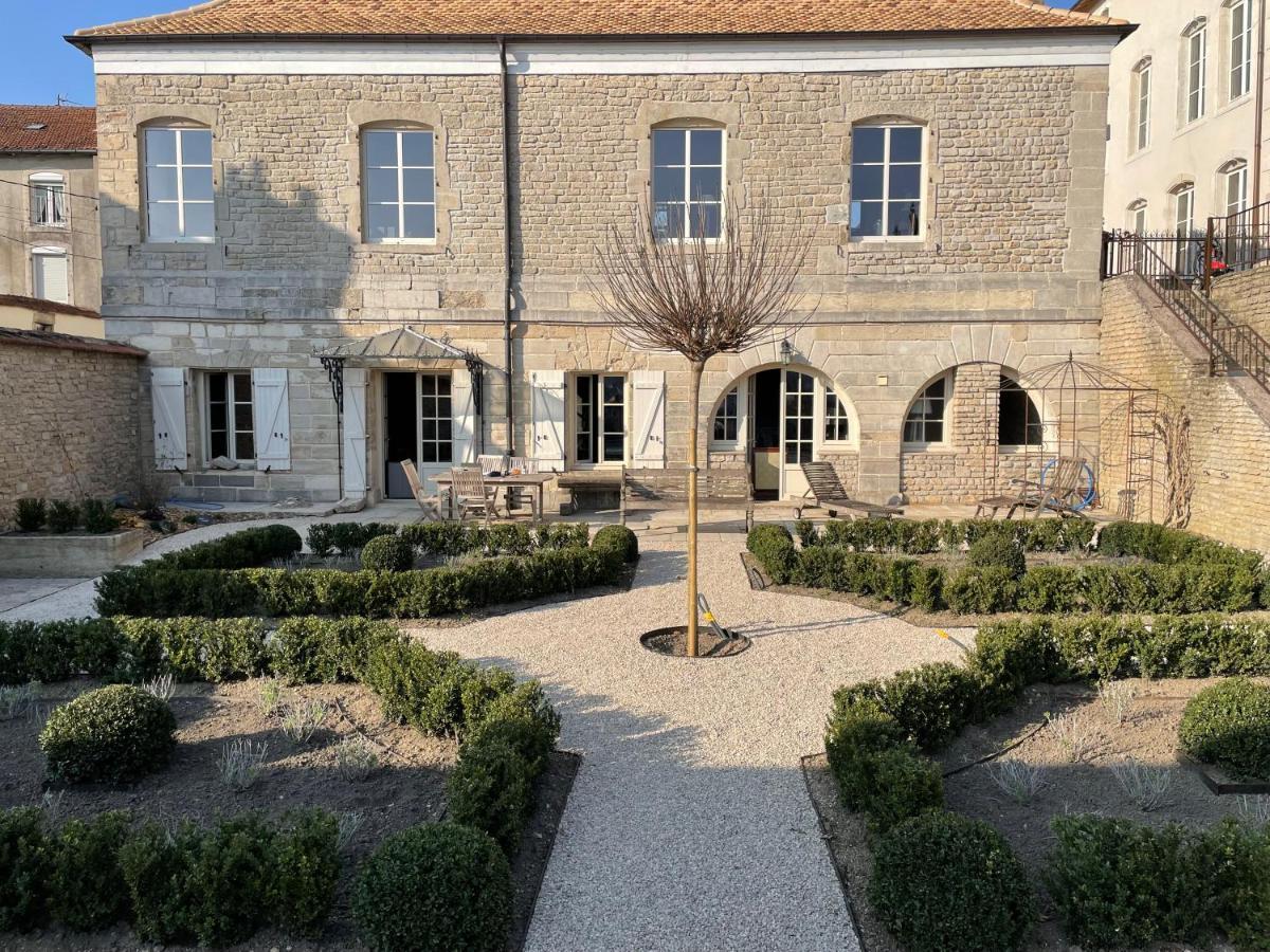 Bed and Breakfast L'Orangerie Нефшато Екстер'єр фото