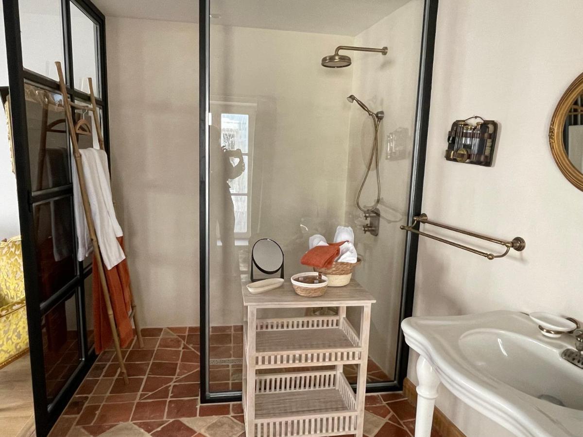 Bed and Breakfast L'Orangerie Нефшато Екстер'єр фото
