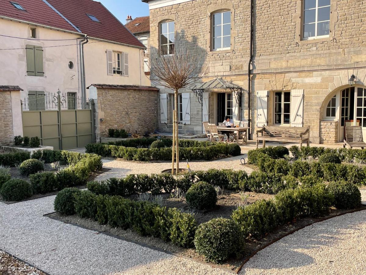Bed and Breakfast L'Orangerie Нефшато Екстер'єр фото