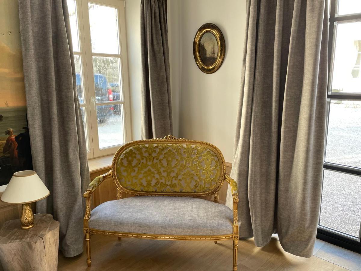 Bed and Breakfast L'Orangerie Нефшато Екстер'єр фото