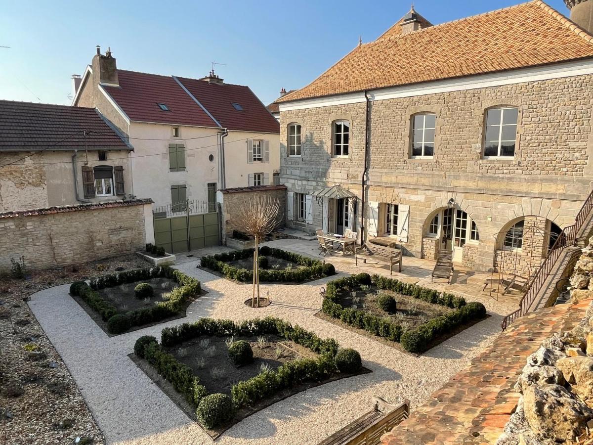 Bed and Breakfast L'Orangerie Нефшато Екстер'єр фото