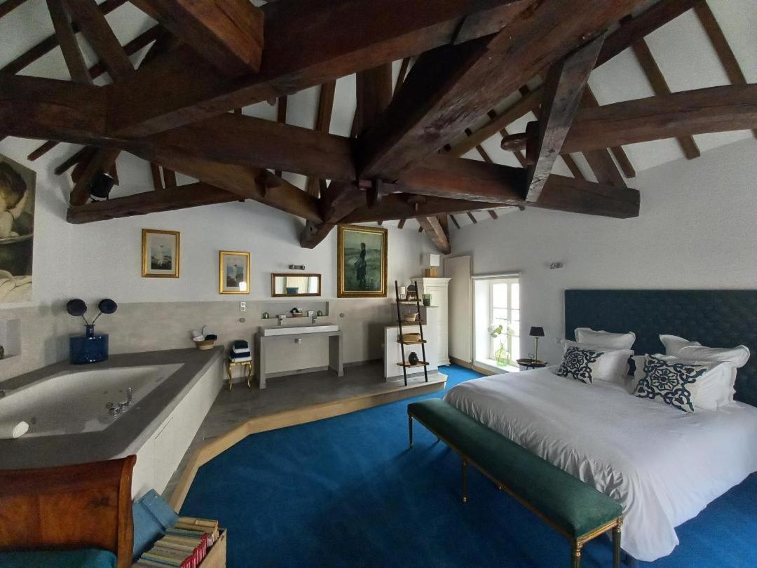 Bed and Breakfast L'Orangerie Нефшато Екстер'єр фото